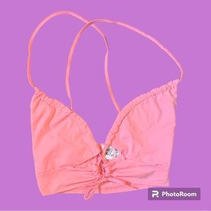 Princess Polly crop top
Size 4